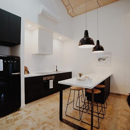 The Warehouse Apartments Geelong Bagian luar foto